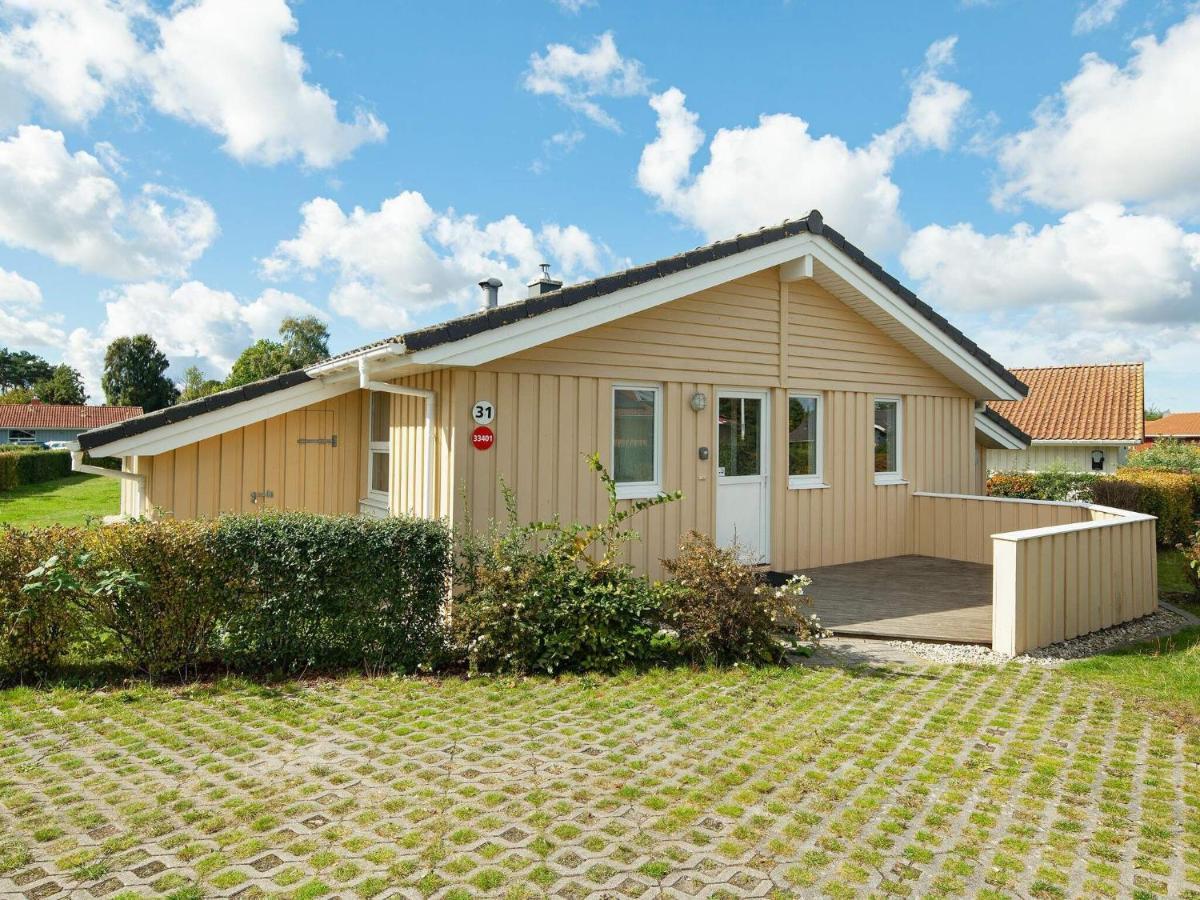 12 Person Holiday Home In Groemitz Exterior photo